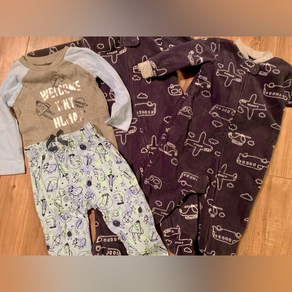 2 Boys size 6months Carter sleepers and one size 9months Ok!e dokie outfit! NWOT - Picture 2 of 7